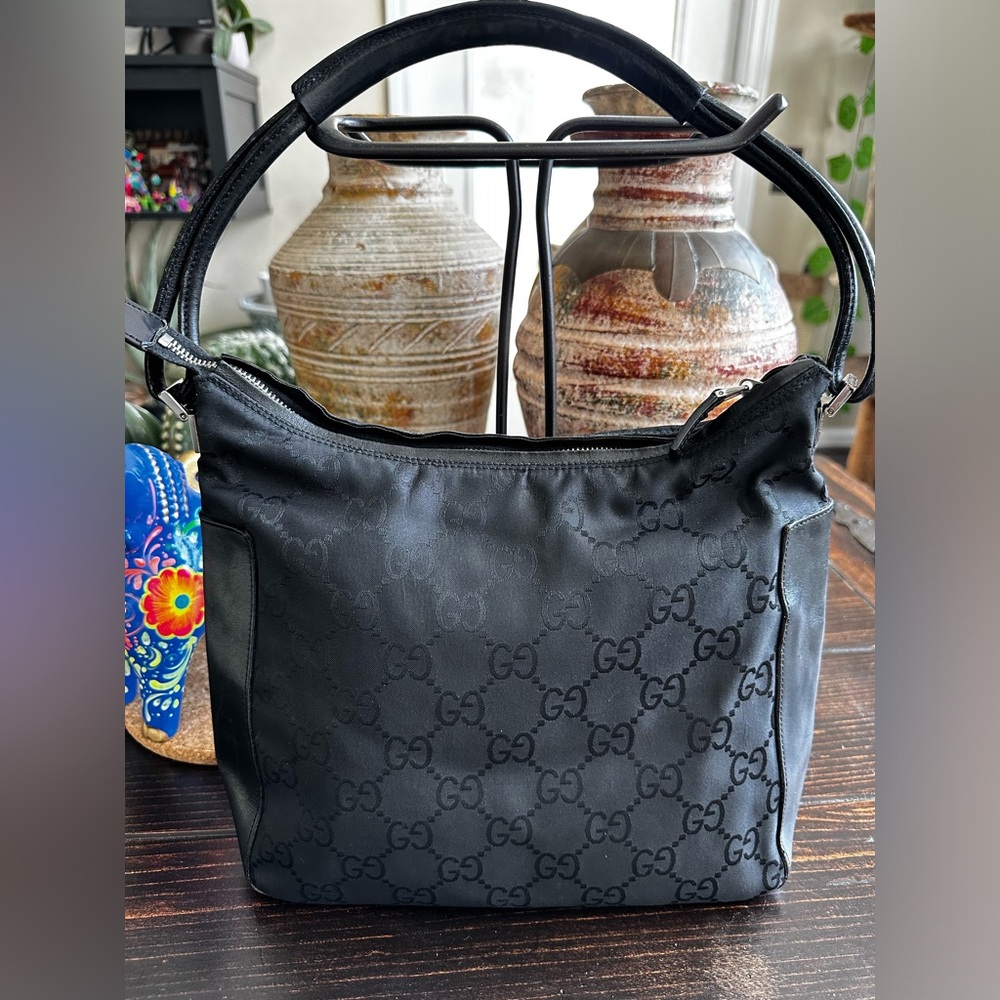 Gucci Shoulder Bag Monogram in Black